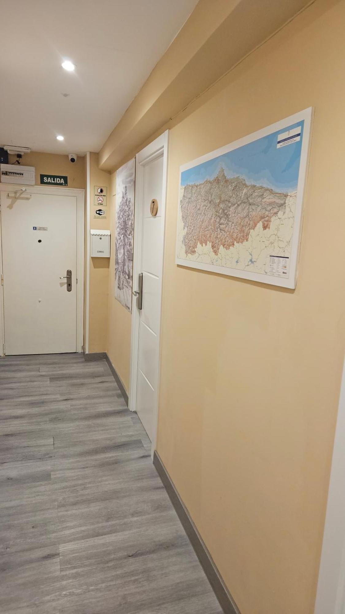 Hostal Foncalada Oviedo Ngoại thất bức ảnh